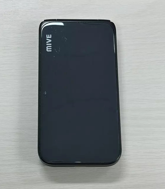 ALT MIVE Style Folder 32GB AT-M120 Unlocked Android LTE/3G – Black/White Google