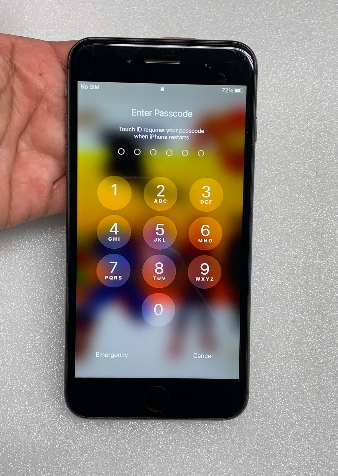 READ* Apple iPhone 8 plus 128GB Black Titanium PASSWORD LOCKED