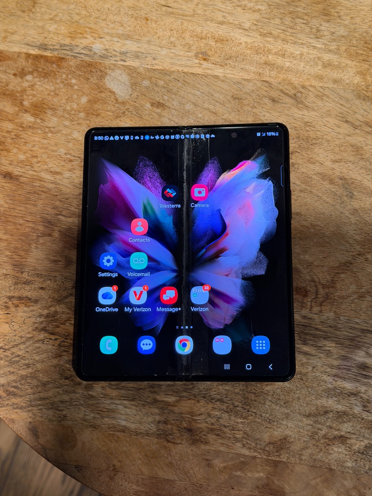 Samsung Galaxy Z Fold3 – 256 GB – Phantom Black (Unlocked)