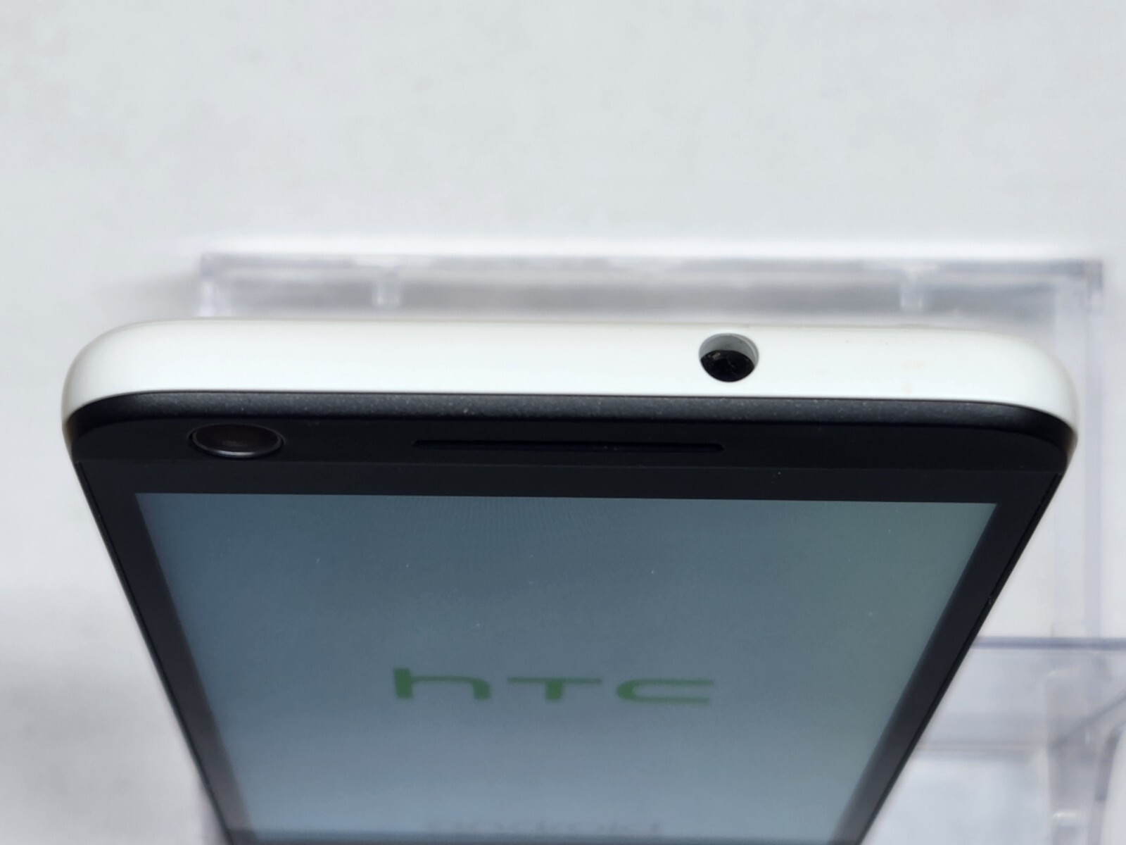 HTC Desire 625 – 8 GB – Gray (Cricket Wireless) – Excellent Condition!