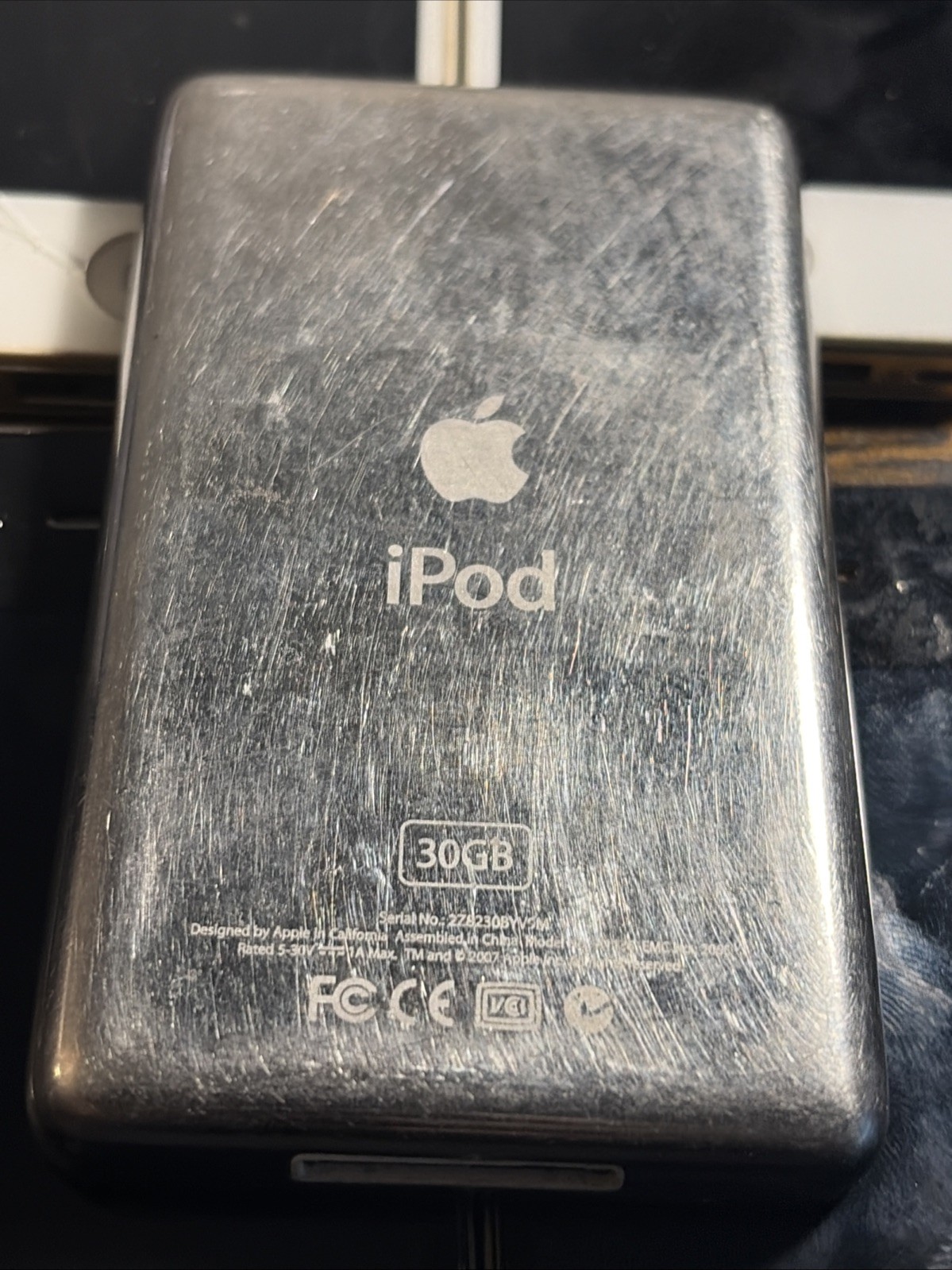 Lot Of (18) Untested Apple iPhones/Ipods Please See Description