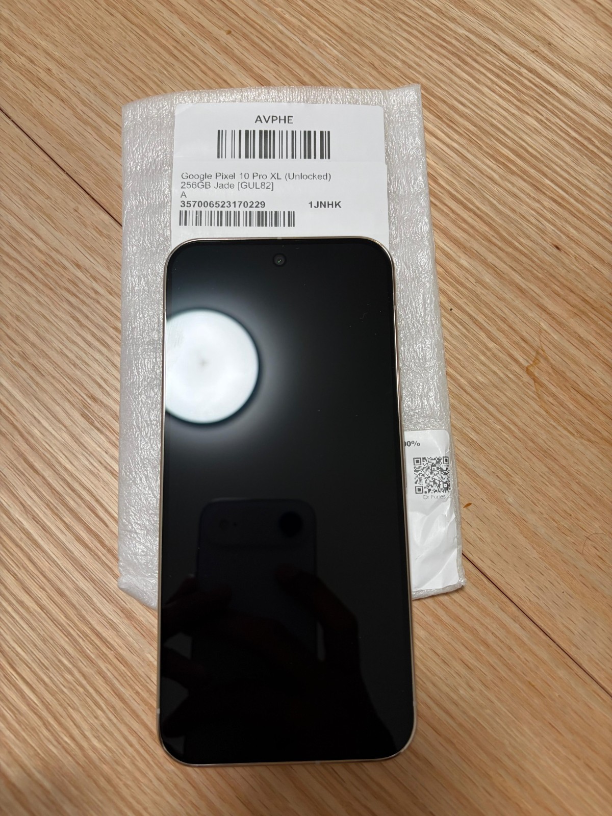 Google Pixel 10 Pro XL 256GB • Factory Unlocked • Jade • Brand New • NO BOX