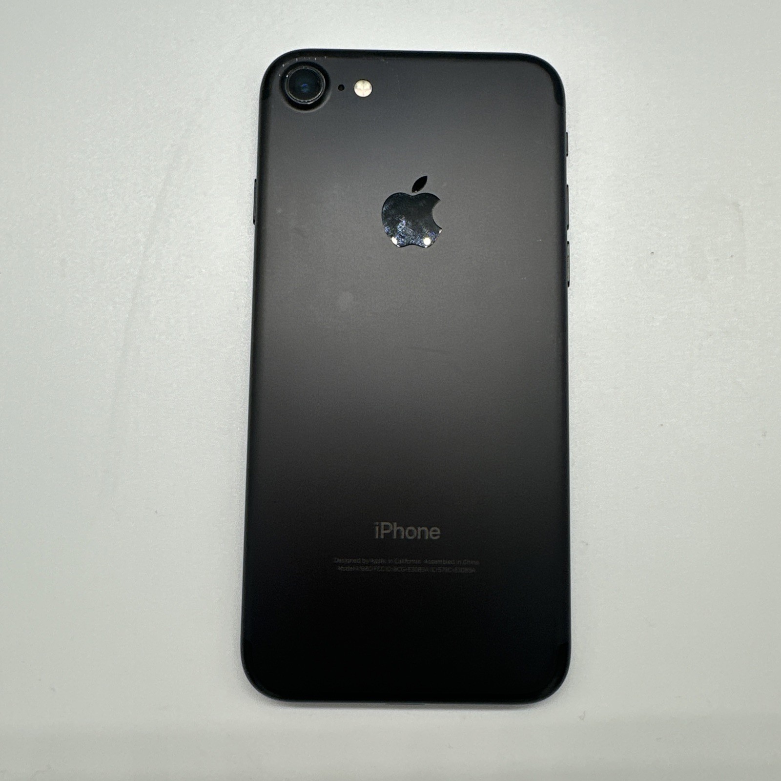 Apple iPhone 7 32GB Matte Black Unlocked Good Condition