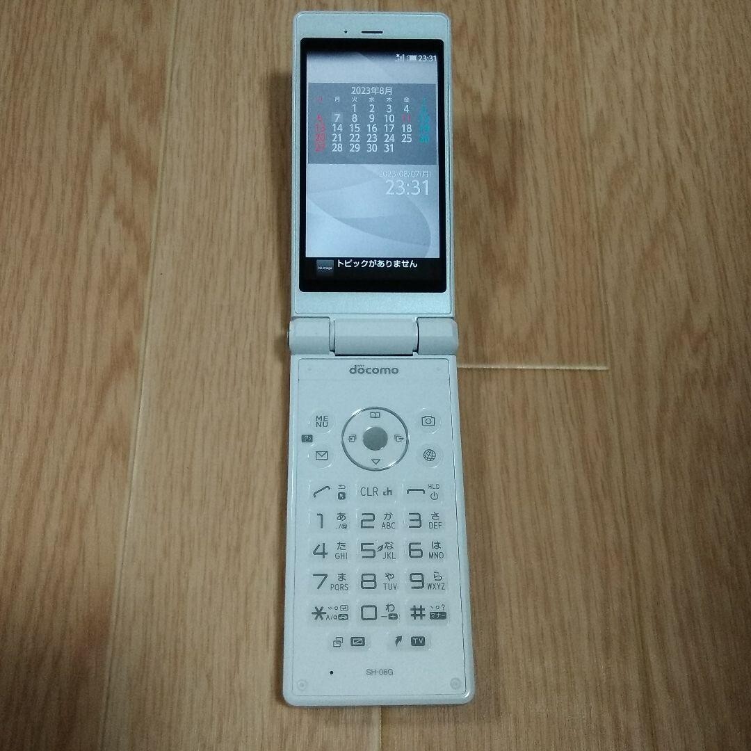 SHARP SH-06G AQUOS Android Mobile Flip Phone DOCOMO Unlocked White