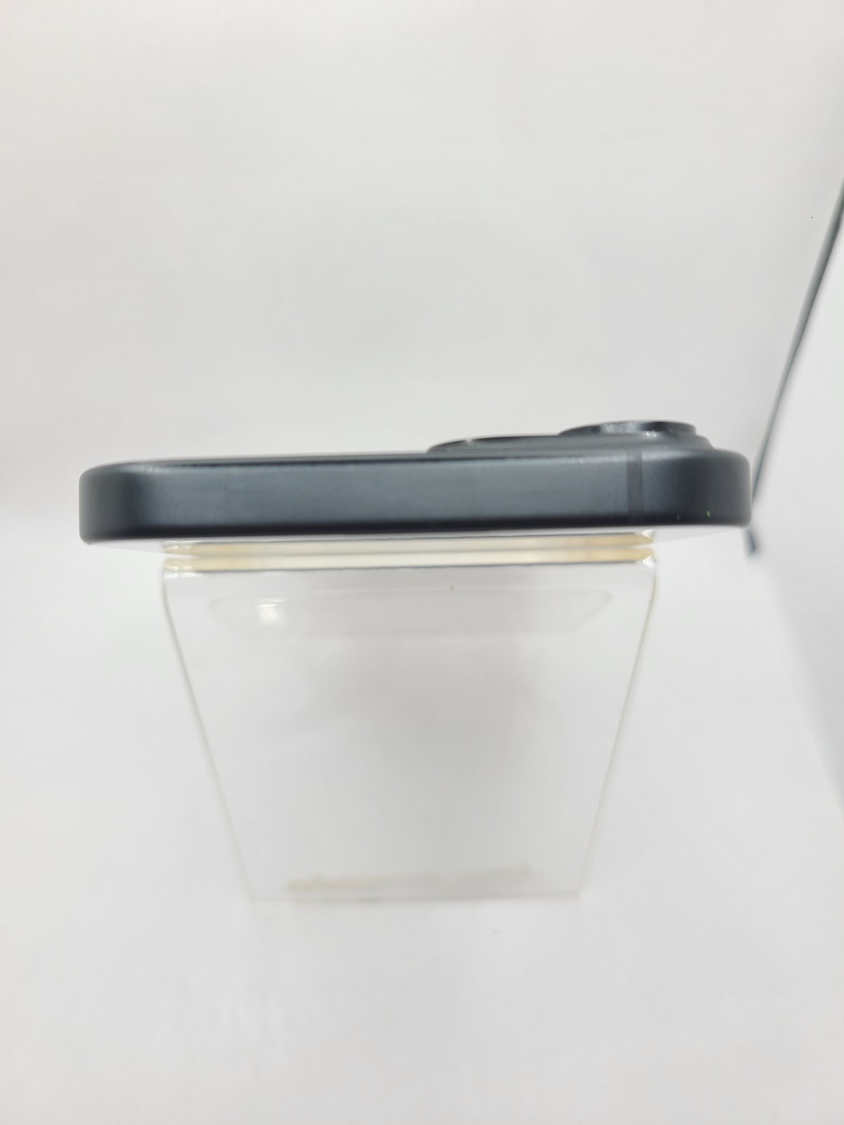 Apple iPhone 15 *A2846* AT&T Carrier ONLY Black Titanium 128GB iOS 26.4.2