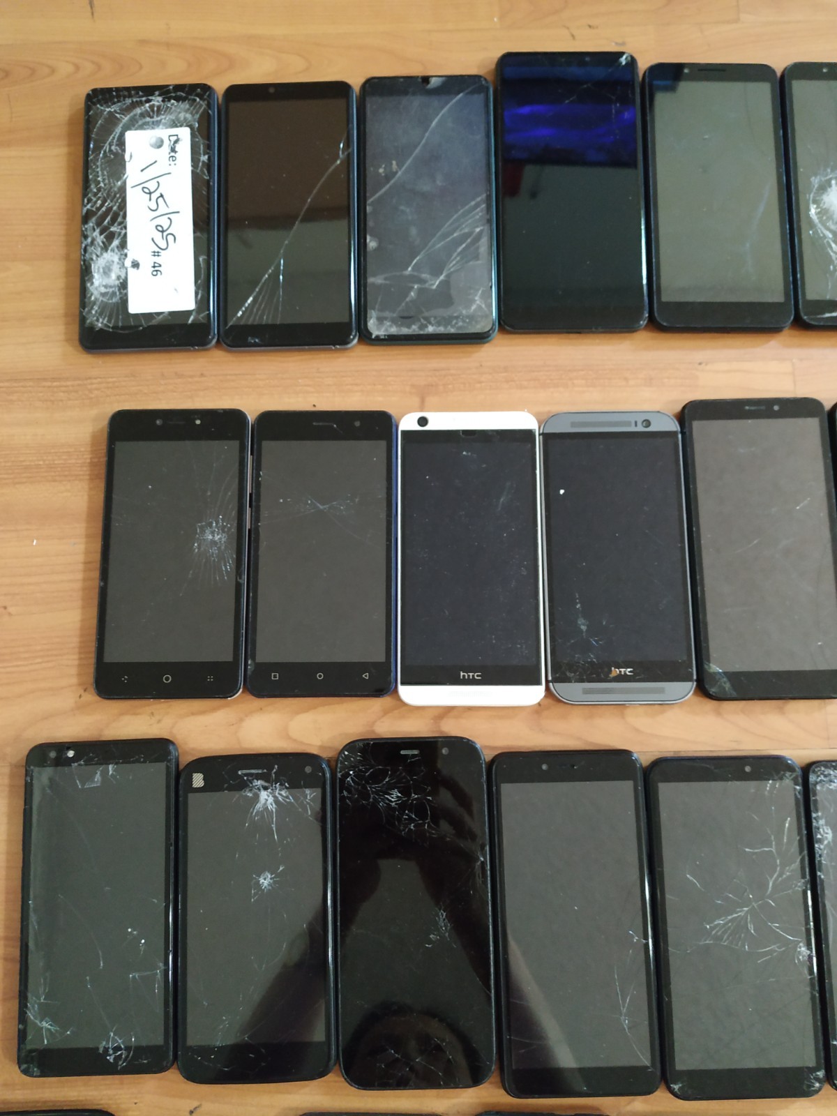 Lot of 50 Mixed Brand LG/SKY/BLU/hTC and other 32GB/16GB/8GB Smartphone For part