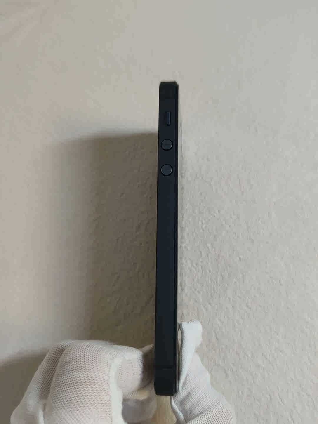 📱 Apple iPhone 5 16GB – Unlocked black Grade A+ Condition IOS 10 sealed 📱
