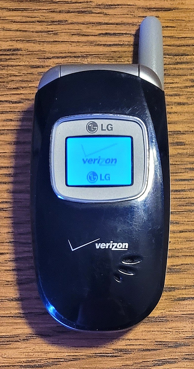 LG VX3400 – Navy Blue and Gray ( Verizon ) Rare Cellular Flip Phone