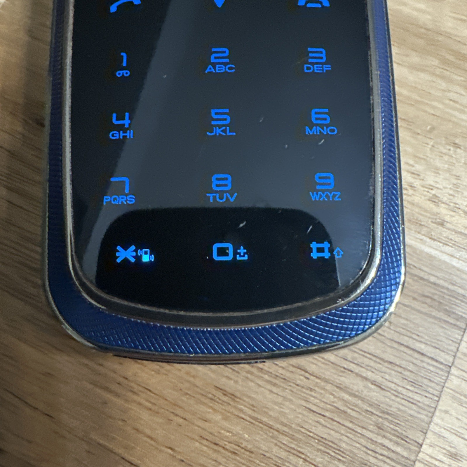 Pantech Impact P7000 Blue 2.6″ TFT Color Display 2MP AT&T Cellular Slider Phone