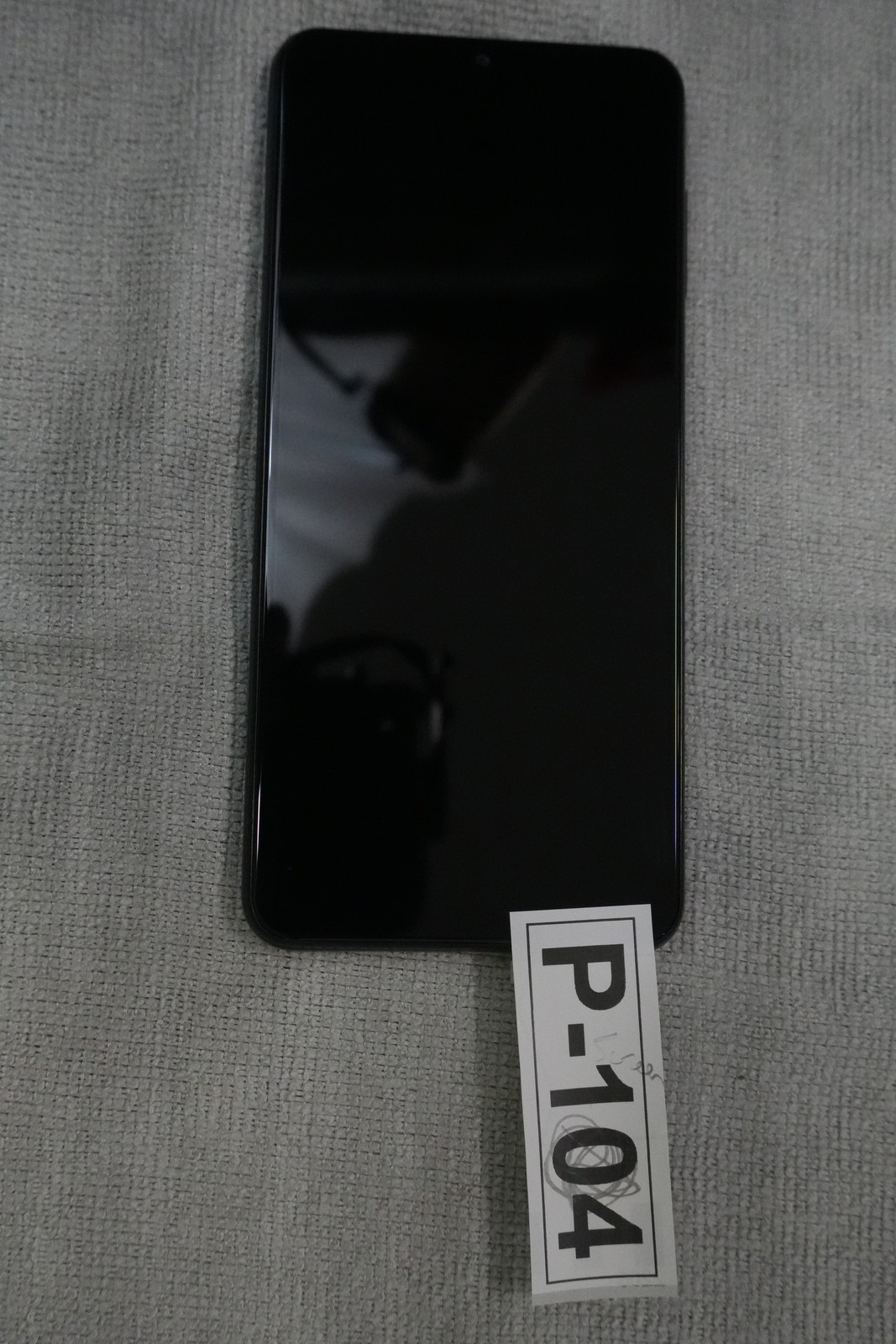 Samsung Galaxy A13 5G 64GB Matte Black SM-A136U Carrier Locked *DEAD PIXEL*