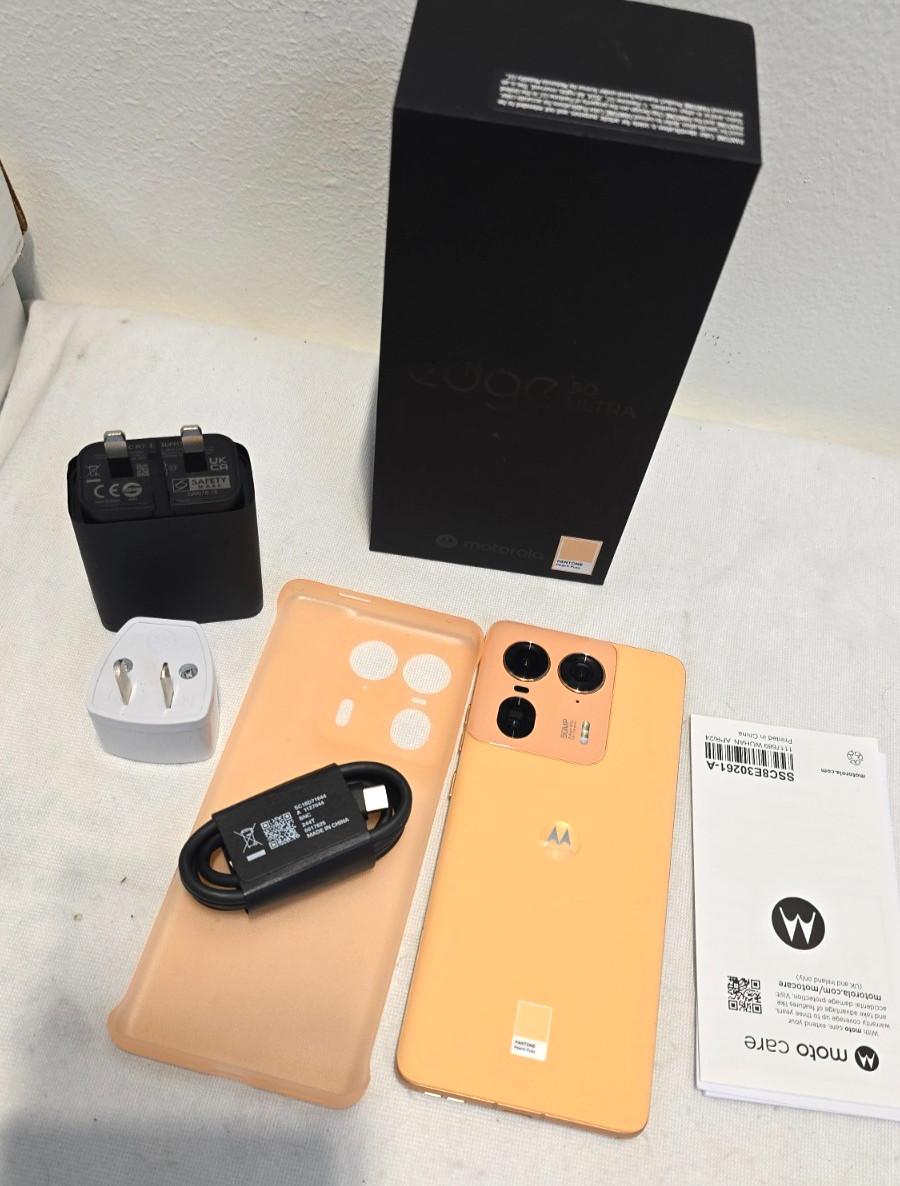 Motorola Edge 50 Ultra 5G XT2401-1 16GB + 1TB Unlocked Peach Fuzz