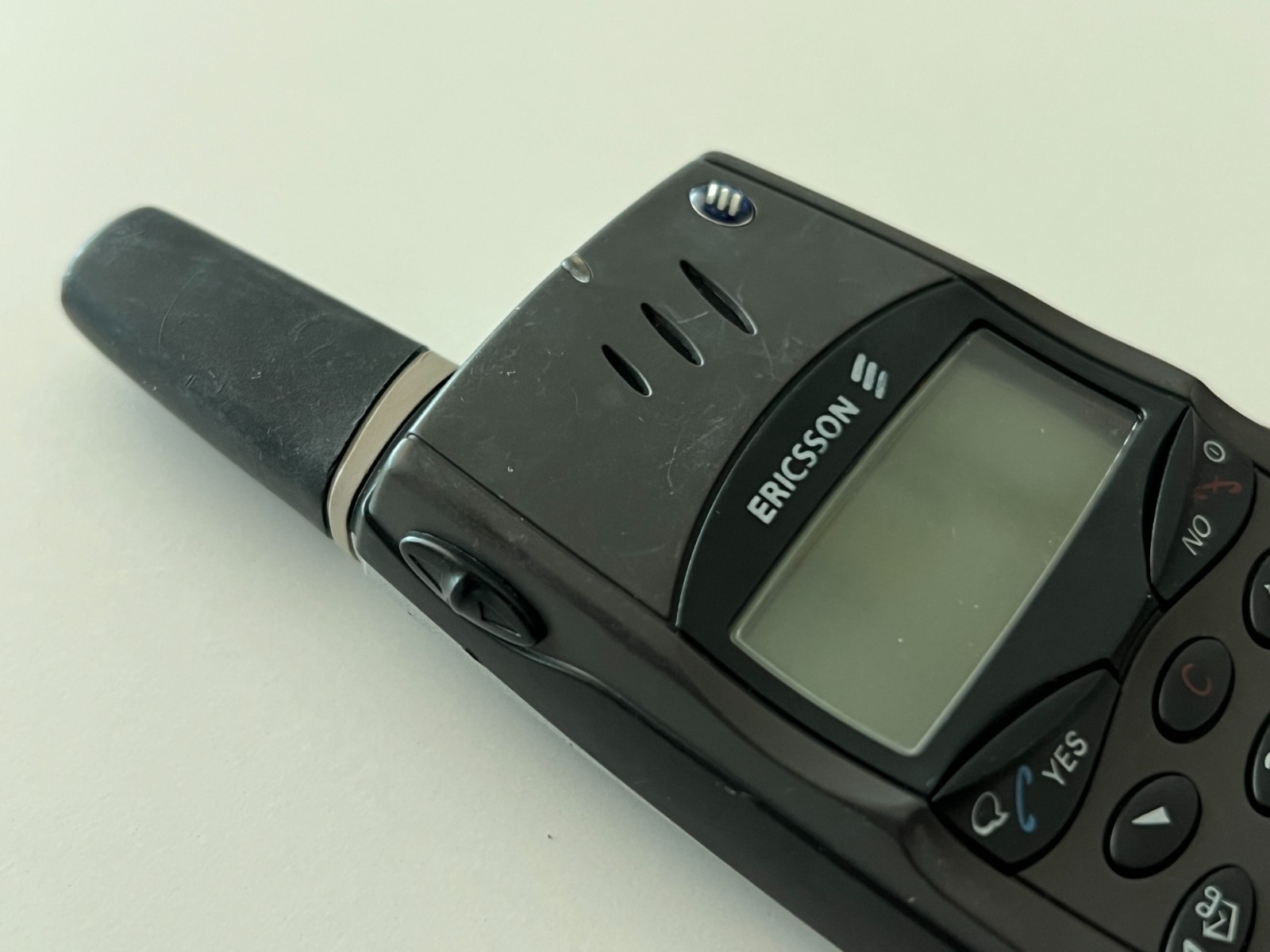 Ericsson T28s Gray Mobile Phone – Untested