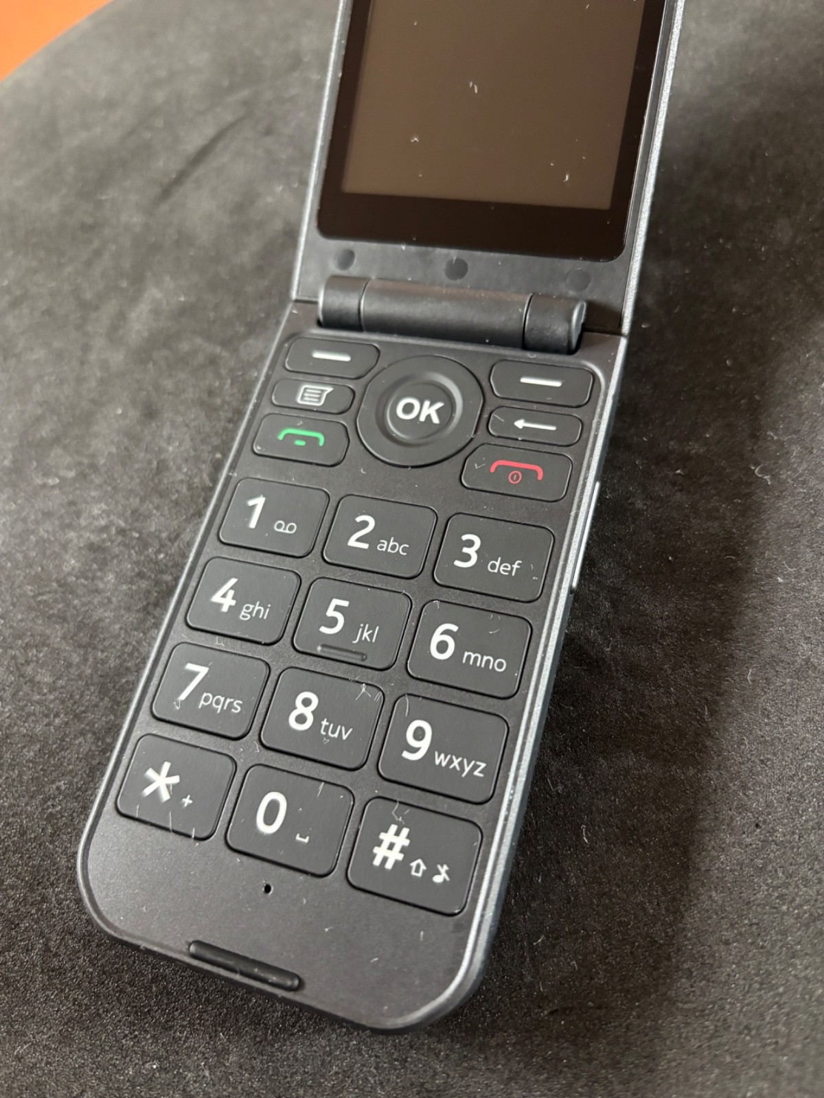AT&T Cingular Flex Easy to Use Flip Phone – dark Gray (EA211101 )