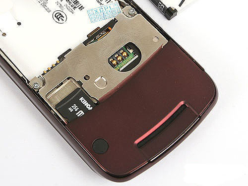 Motorola RAZR2 V9 Original Unlocked 2.2″ 3G 2GB 2.0MP WCDMA Flip Cellular Phone