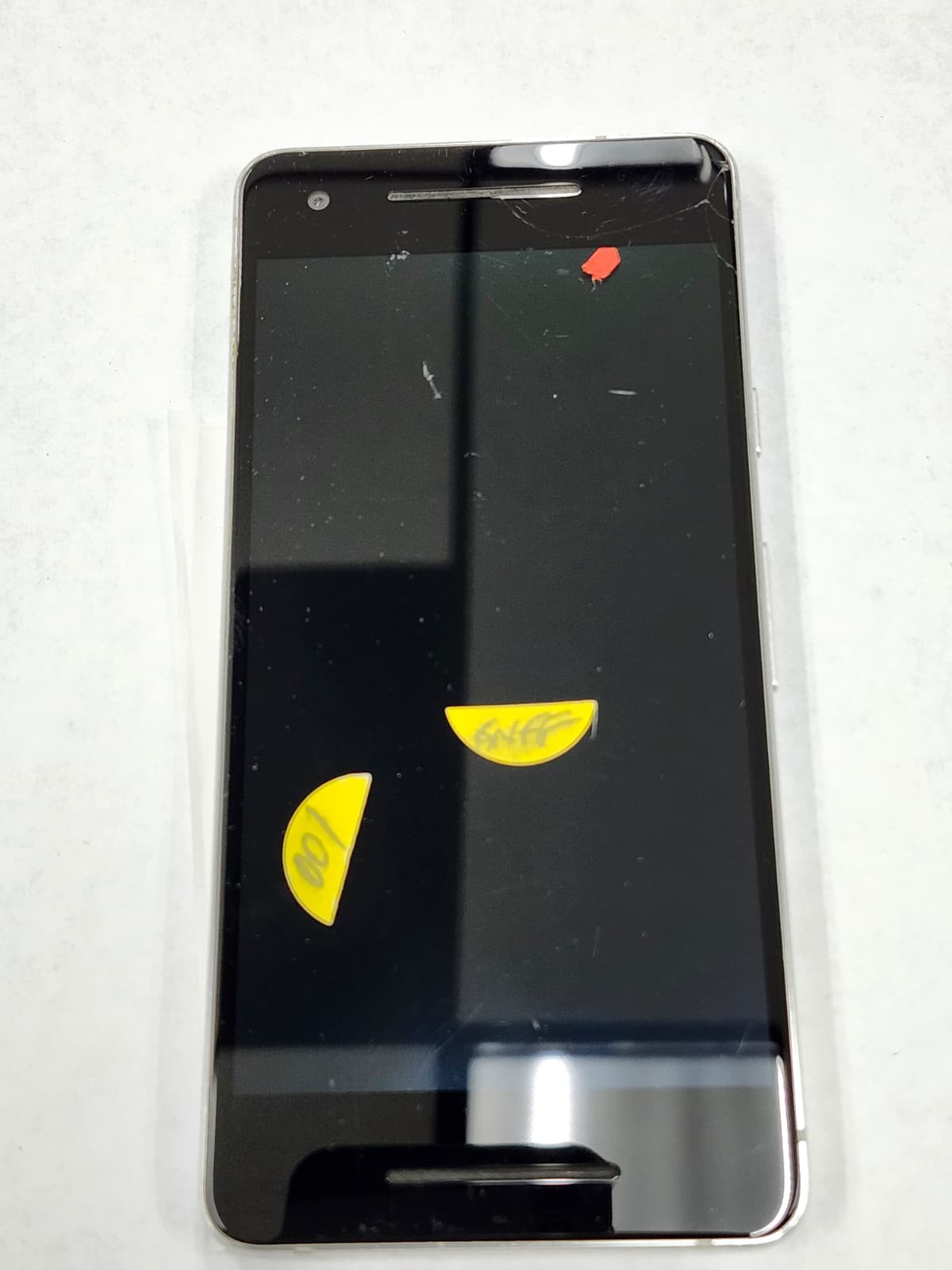 DEFECTIVE – Google Pixel 2 – 64 GB – White – Unlocked – G011C – 12623