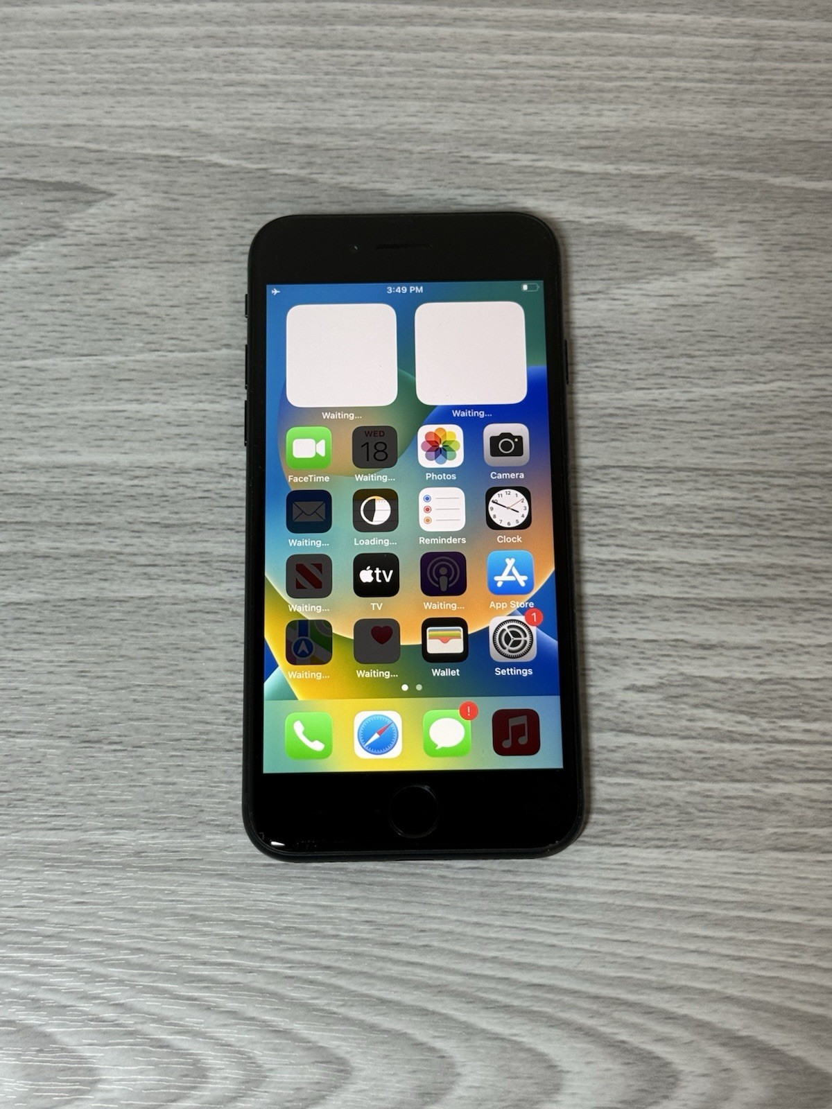Apple iPhone SE 3rd Generation 2022 – 64GB Unlocked – iOS 16-16.5