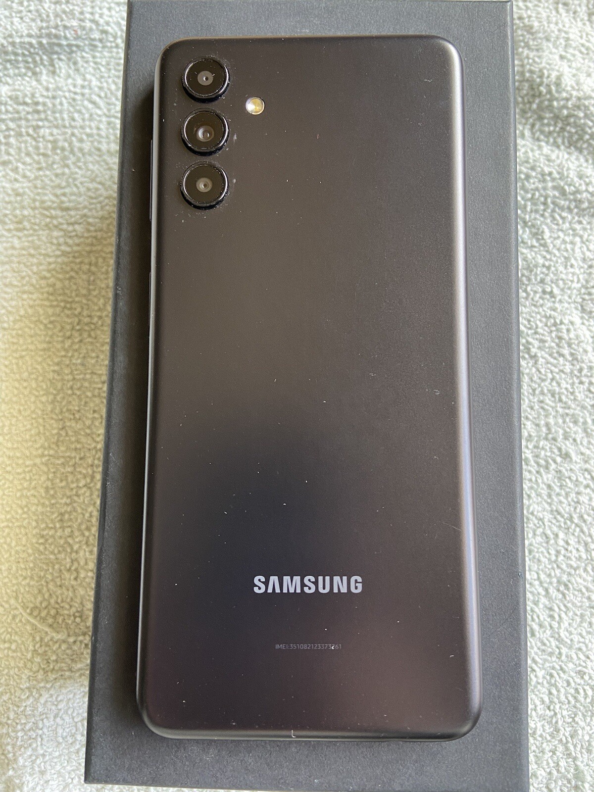 Samsung A13 5G (AT&T Locked, Black, 64GB)