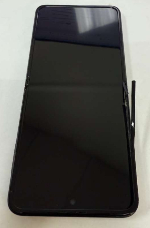 Samsung Galaxy Z Flip3 F711U1 256GB Black Factory Unlocked No Power Broken Frame