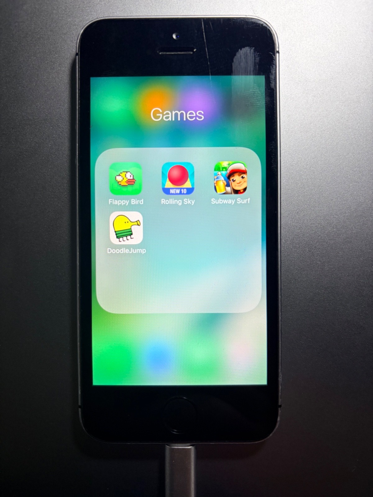 Apple iPhone SE – 16 GB Space Gray RARE iOS 10.2 With FLAPPY BlRD Read DESC