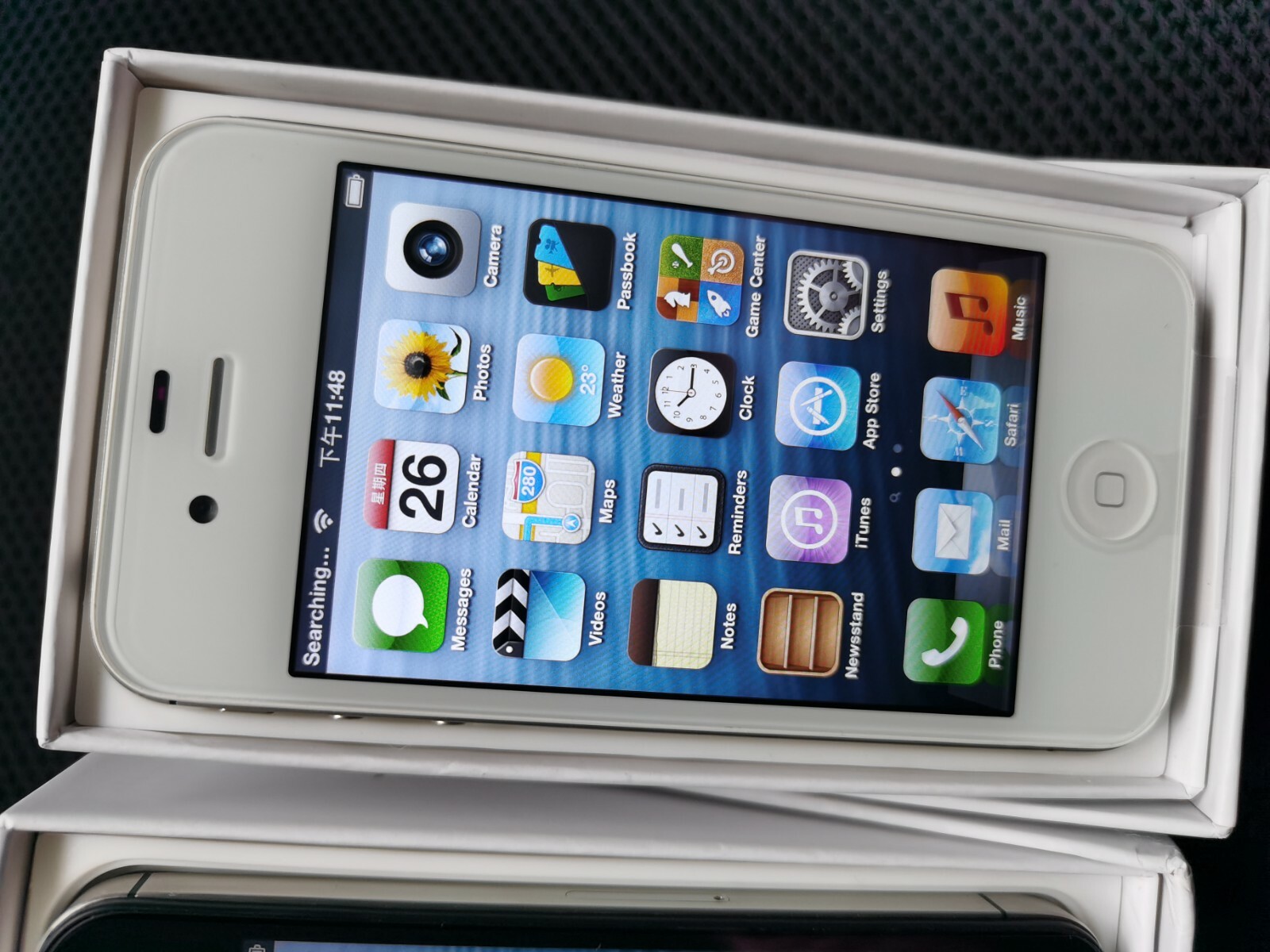 90% N ew , tested, 100% working Apple iPhone 4s – 32GB – iOS 6