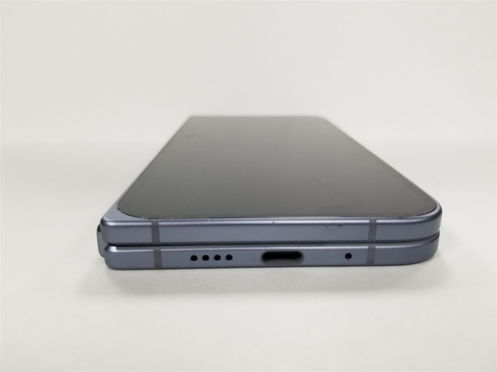 Google Pixel 10 Pro Fold 256GB Moonstone GU0NP (Unlocked) FullyFunctional DV8652