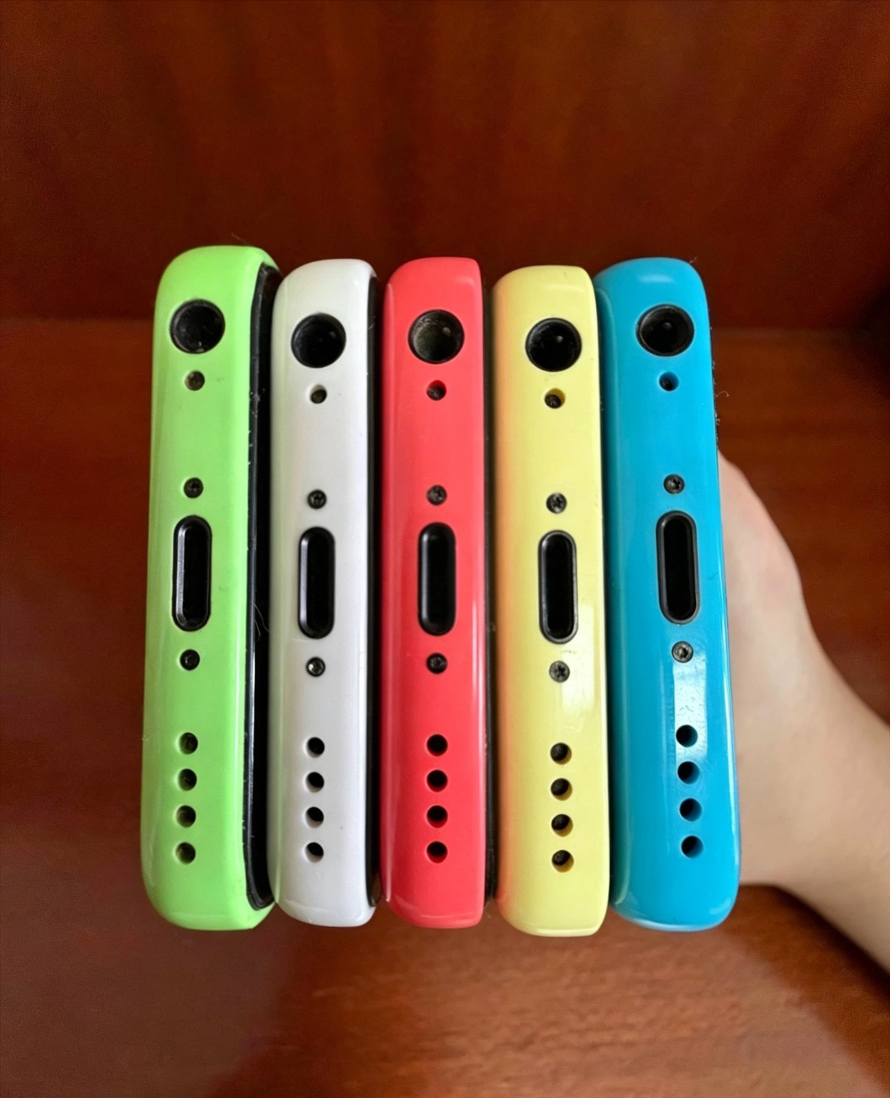 Apple iPhone 5c – ALL COLORS Unlocked – 8GB 16GB 32GB NEW BATTERY GREEN BLUE
