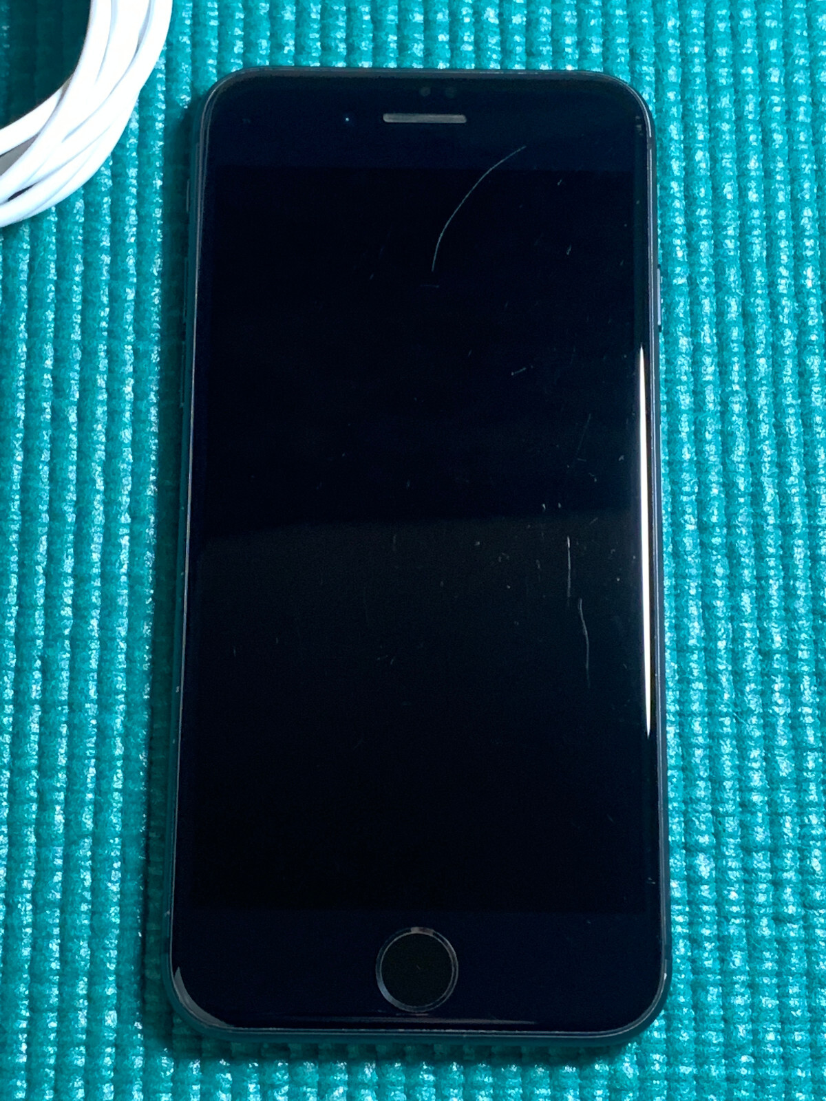 Apple iPhone 8 64GB Unlocked Smartphone – Space Gray A1863 (CDMA + GSM)