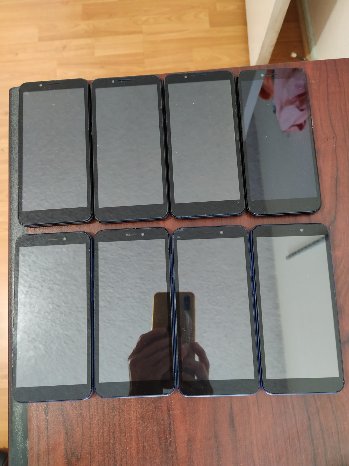 Lot of 8 Wiko U316AT (4pc)/Schok Volt SV55(3pc)/Coolpad Legacy S CP3648A 16GB