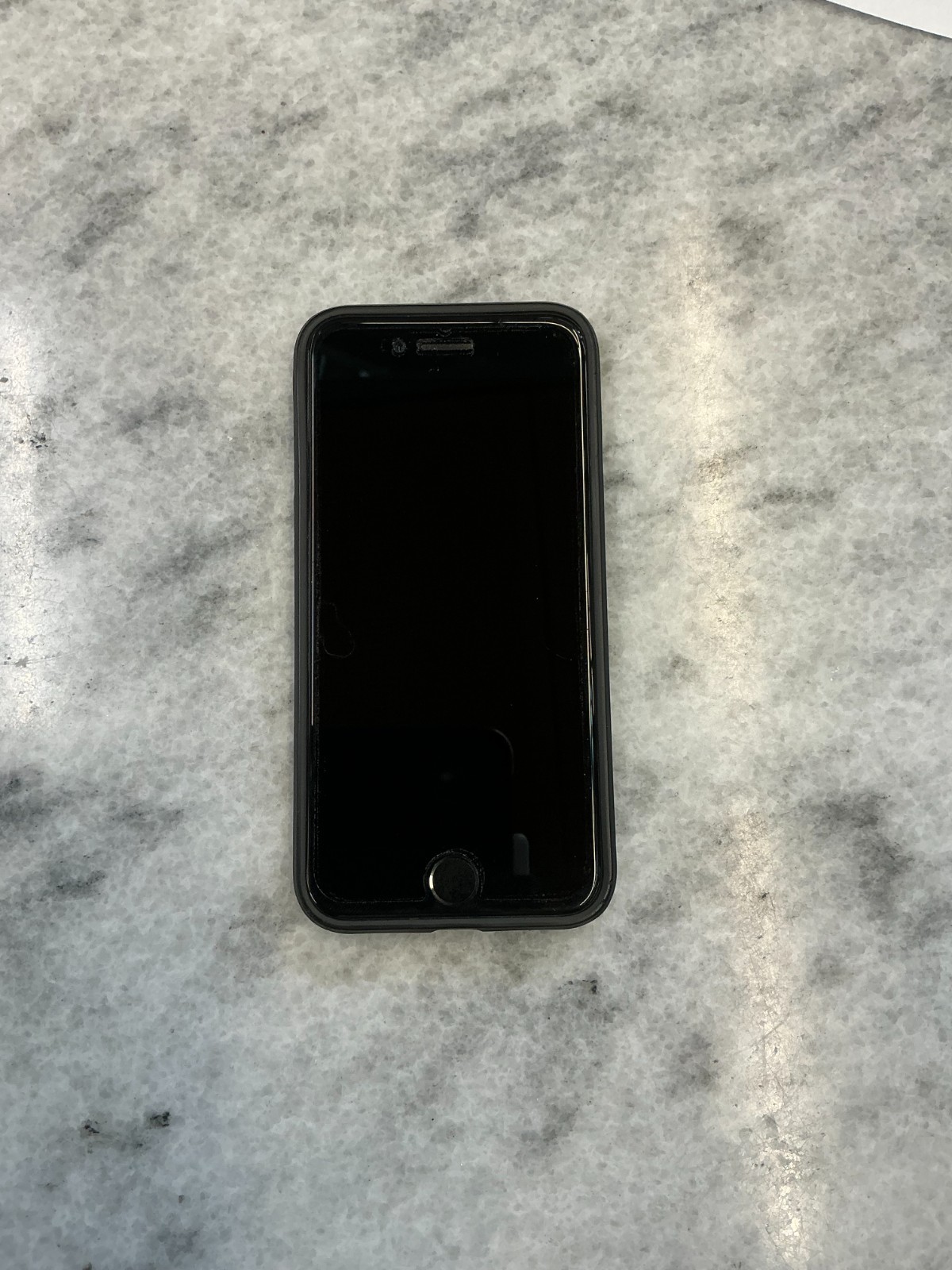 Apple iPhone SE (2022) – 64 GB – Midnight (Unlocked)
