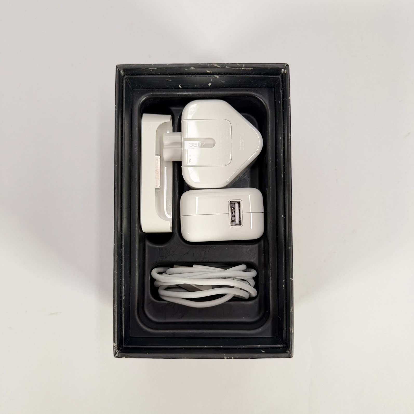 Apple iPhone 1st Generation 4G 8GB 16GB A1203 iOS 1.1.4 with Box and Accessories