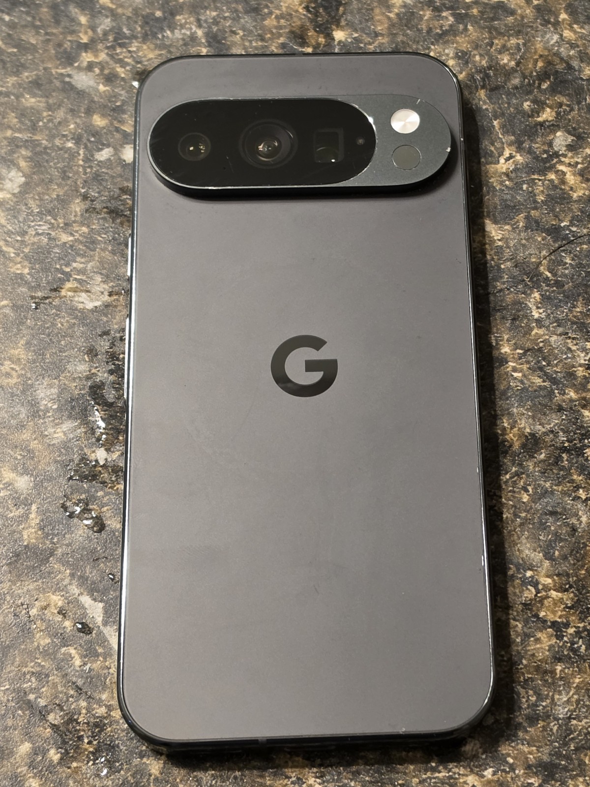 Google Pixel 10 Pro – 128 GB – Obsidian (Unlocked)