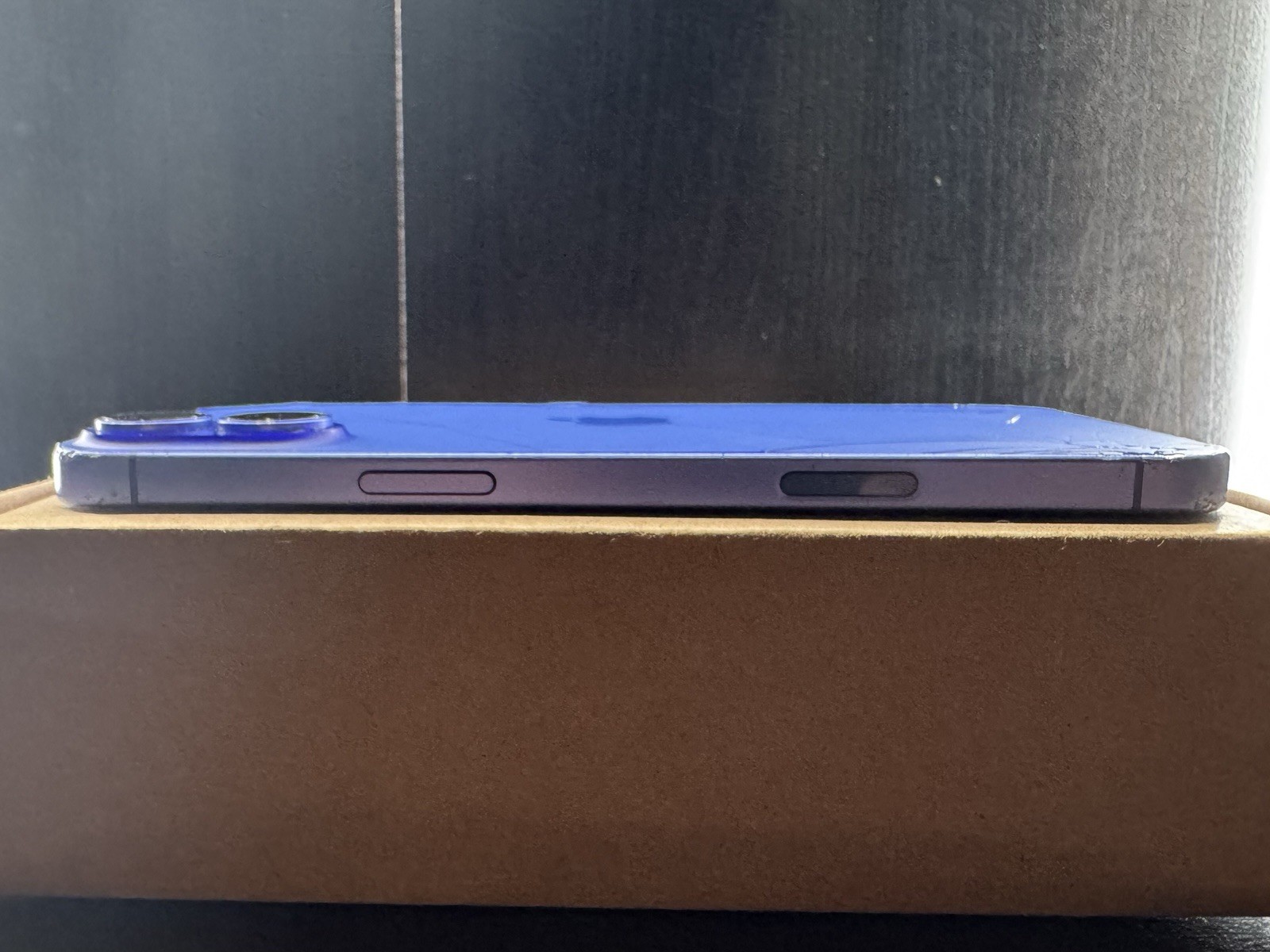 Apple iPhone 16 Plus 128GB Ultramarine For Parts Or Repair