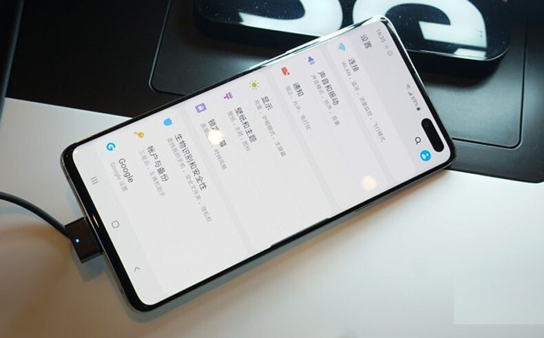 Samsung Galaxy S10 5G SM-G977B 512GB Unlocked Android Smartphone OpenBox Silvery