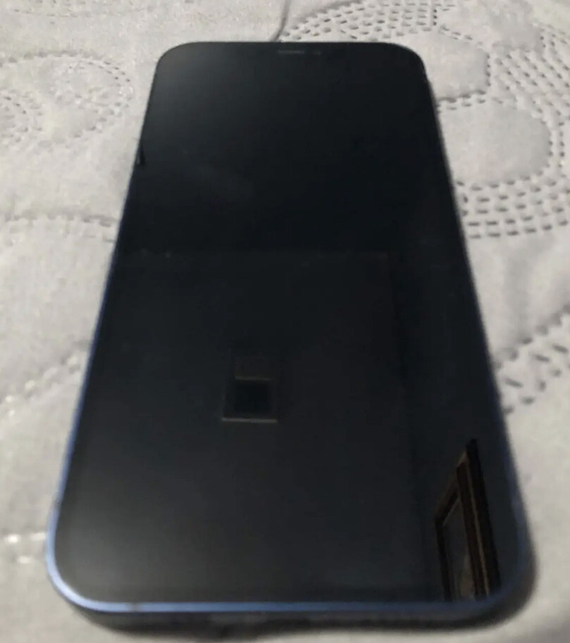 Apple iPhone 12 – 64GB – Blue (Unlocked)