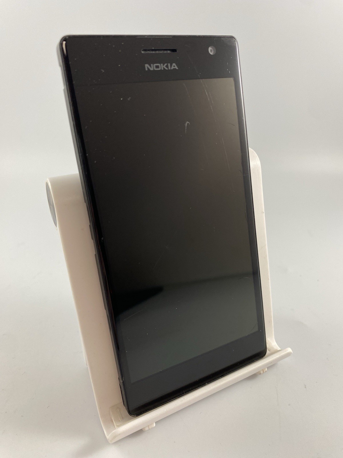 Nokia Lumia 735 Black 8GB 4.7″ 6.7MP Smartphone Incomplete Cracked Faulty #A