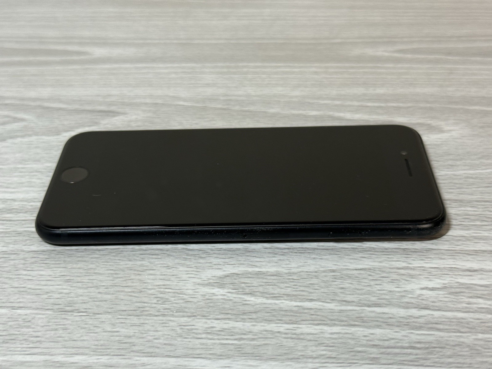 Apple iPhone SE 3rd Generation 2022 – 64GB Unlocked – iOS 16-16.5