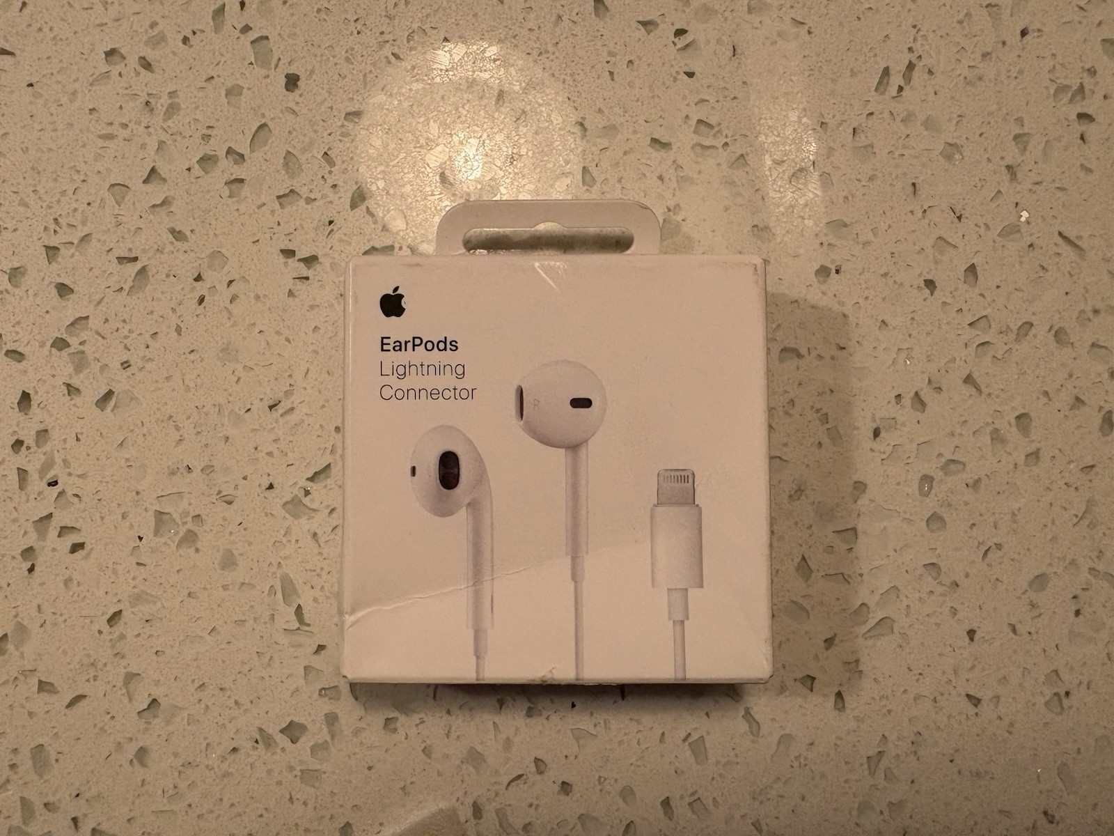 iPhone 13 (PRE- OWNED, VERIZON), Wired Apple EarPods, Extra Supplies