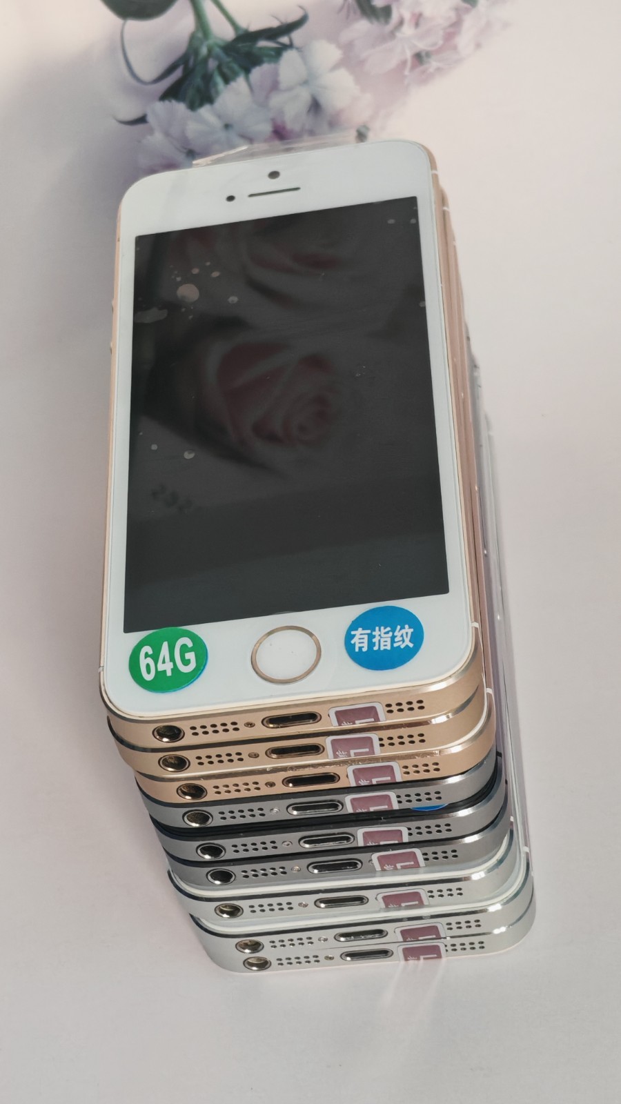 Apple iPhone 5s Unlocked – 16 GB 32GB 64GB – Gray/Silver/Gold (Unlocked)
