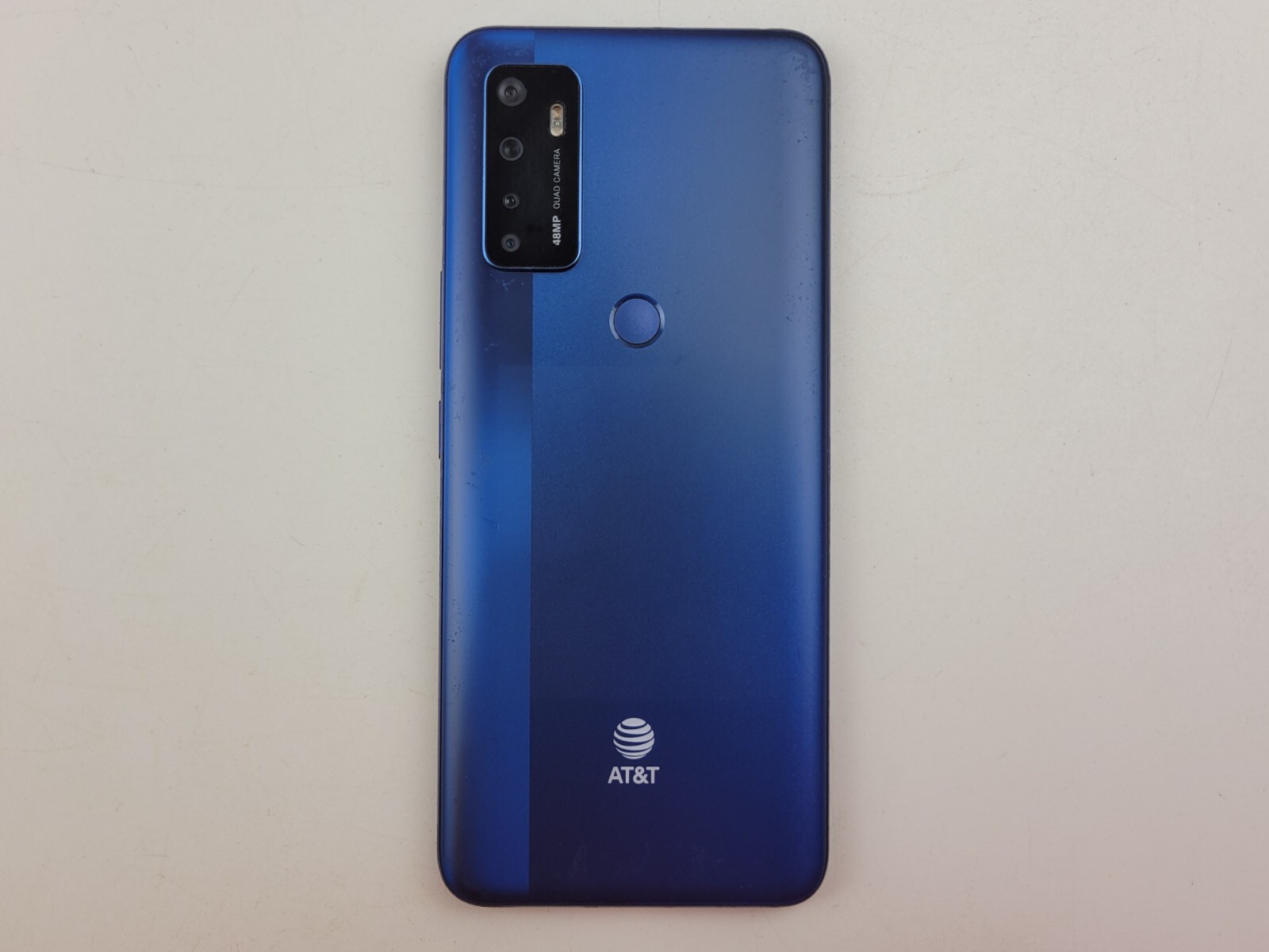 AT&T Radiant Max 5G (EA211001) 64GB (AT&T) – SMALL ISSUE – Clean IMEI – J5190