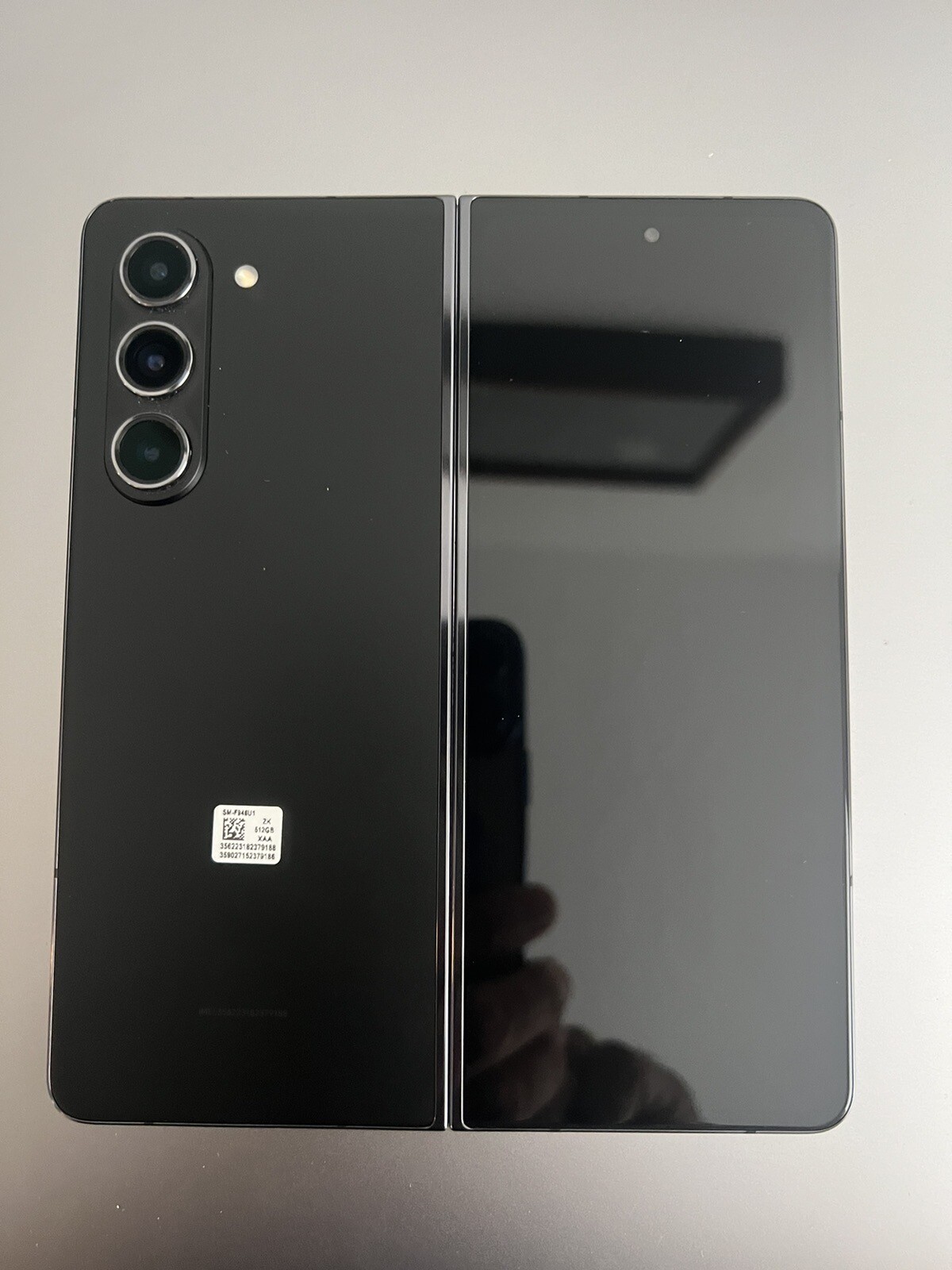 Samsung Galaxy Z Fold5 SM-F946U – 512GB – Phantom Black (Unlocked)