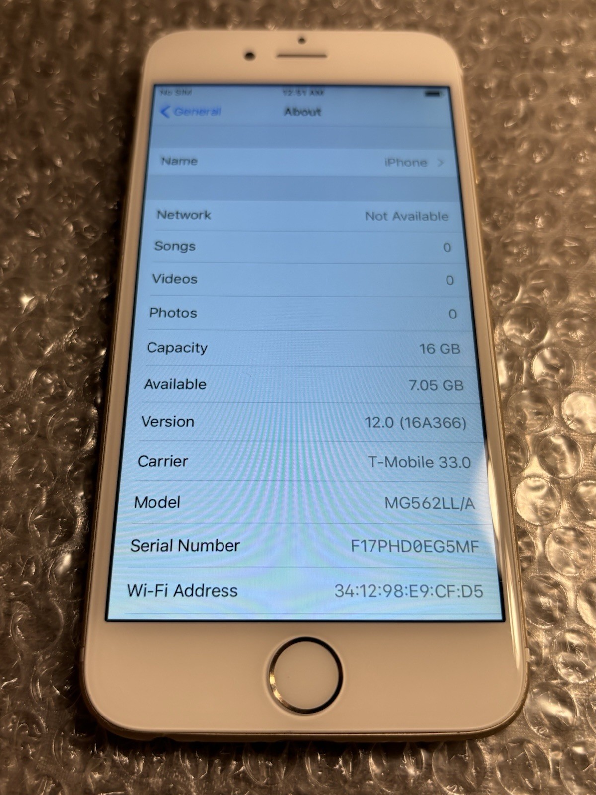 Apple iPhone 6 – 16GB – Gold (Unlocked) A1549 Good Condition