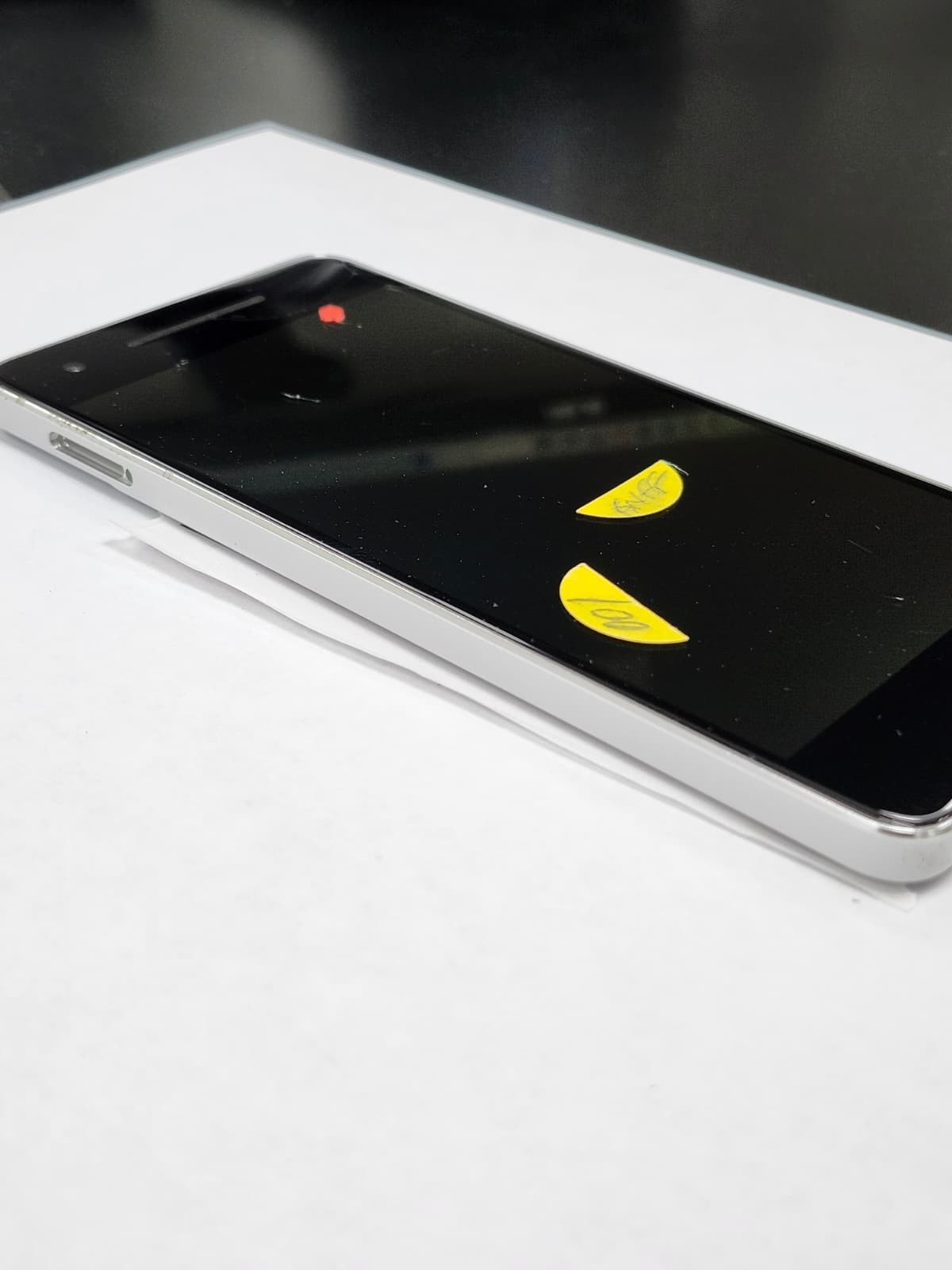 DEFECTIVE – Google Pixel 2 – 64 GB – White – Unlocked – G011C – 12623