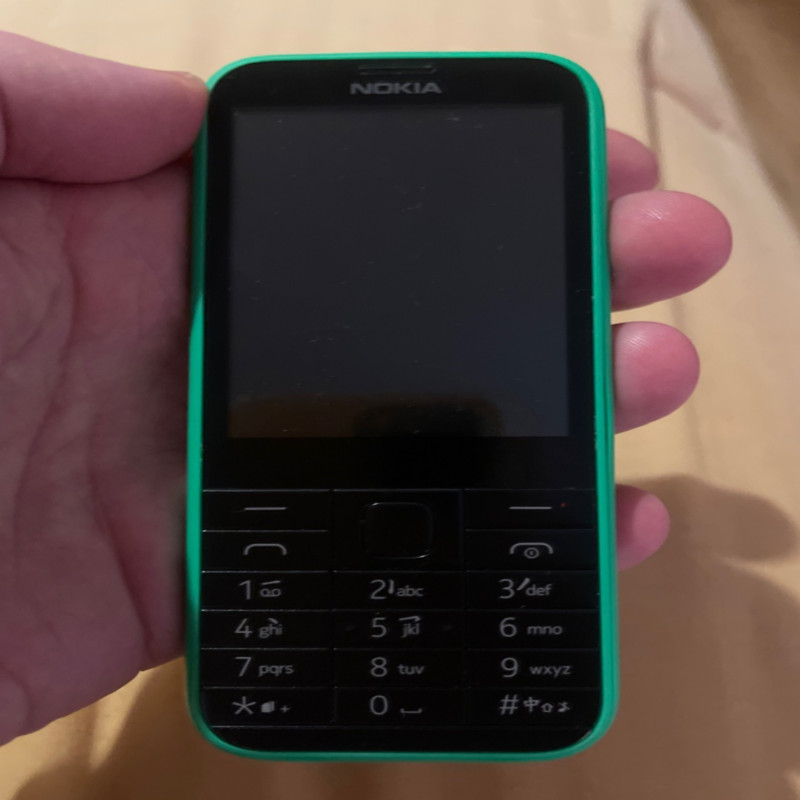 Pristine Condition Nokia 225 Various Colour( Unlocked) Mobile phone + Warranty