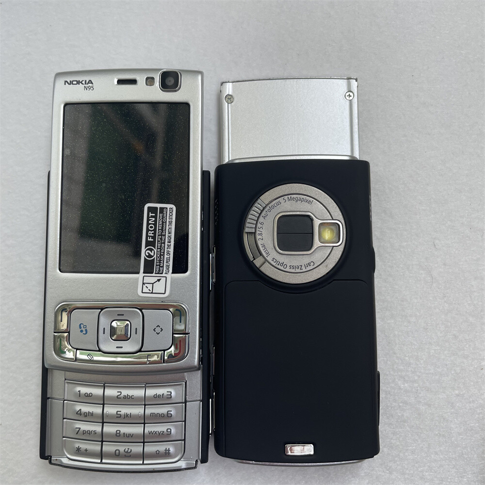 Nokia N95 2.6in 5MP Wifi MP4 playback JAVA GPS 3G capabilities unlocked phone