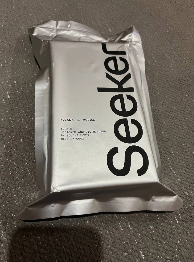 Brand NEW Solana Seeker (Original Wrap)
