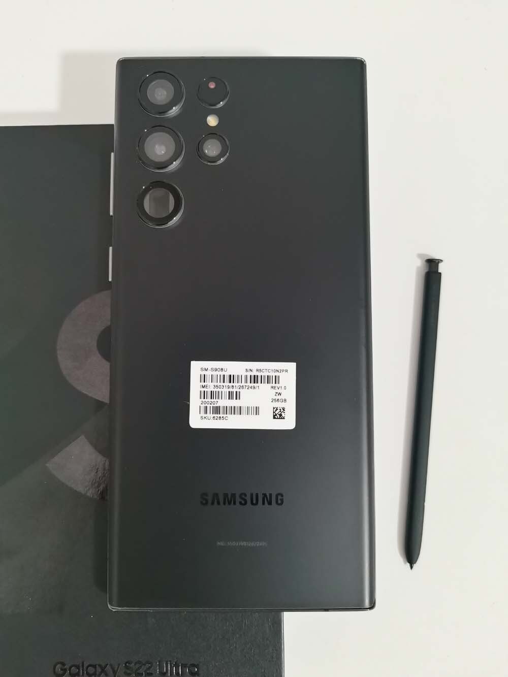 Sealed Samsung Galaxy S22 Ultra 5G SM-S908U1 (USA unlocked) Android Smartphone