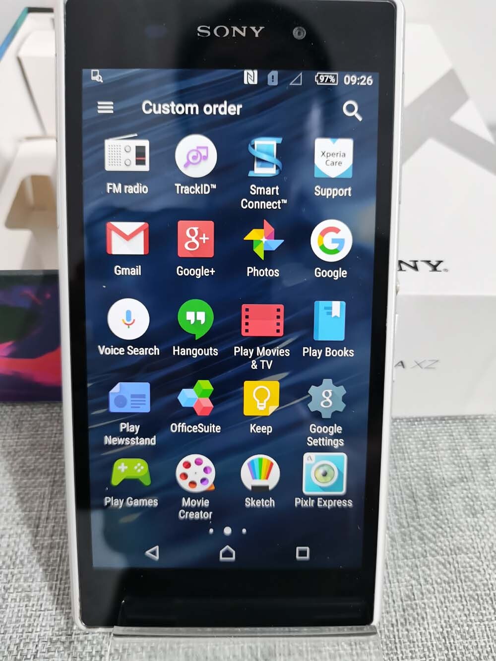 Sony Xperia Z1 C6902 – 16GB microSDXC (Unlocked) Android Smartphone tested