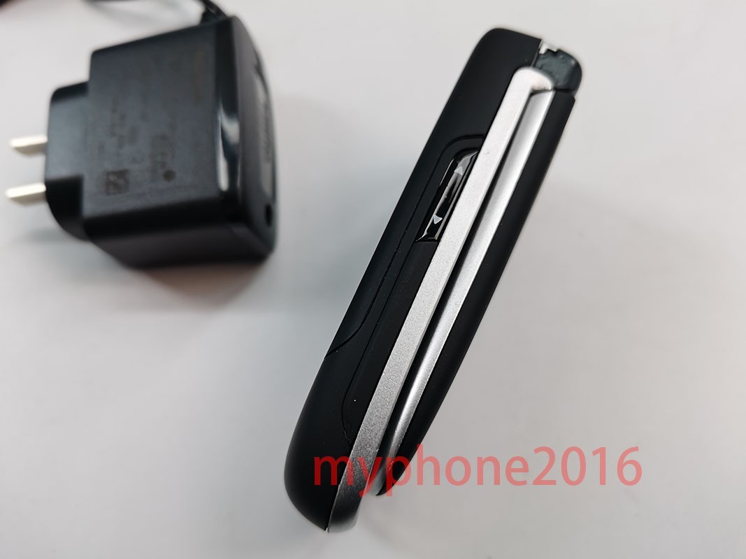 99%n ew Nokia 6131 – Bluetooth 2G Java Flip Cellphone GSM 850 / 900 / 1800 /1900