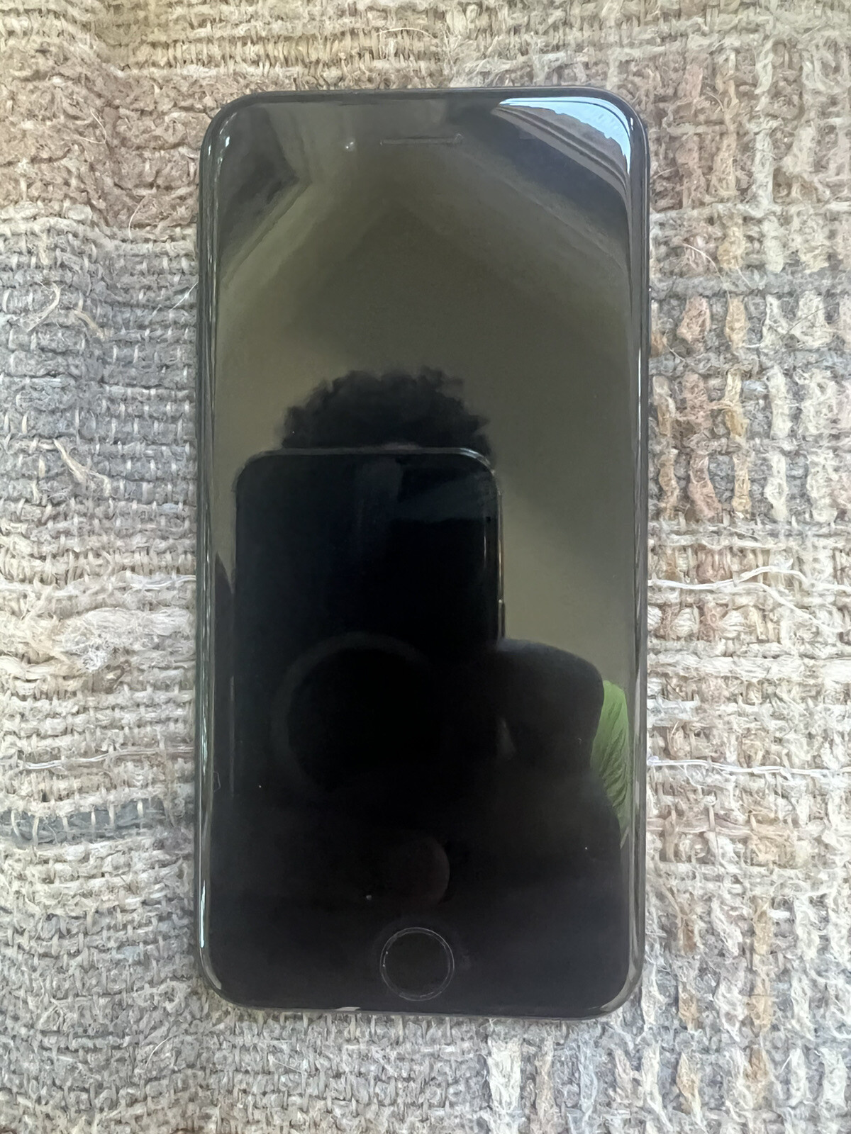 Apple iPhone SE 2nd Gen. – 64GB – Black (Straight Talk) A2275 (CDMA + GSM)