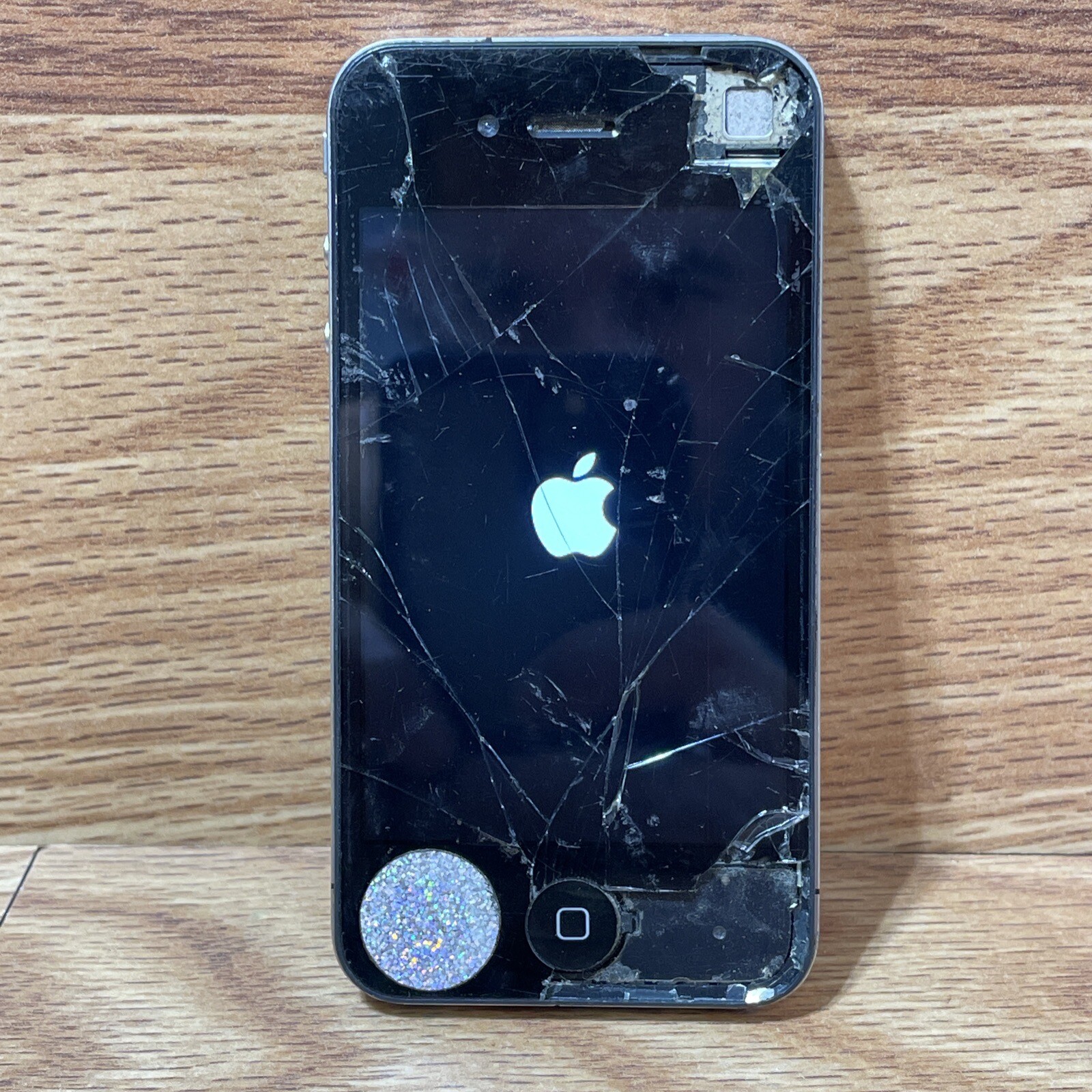 Apple iPhone 4 – 16GB – BLACK A1349 (CDMA) ONLY FOR PARTS PLEASE SEE DESCRIPTION